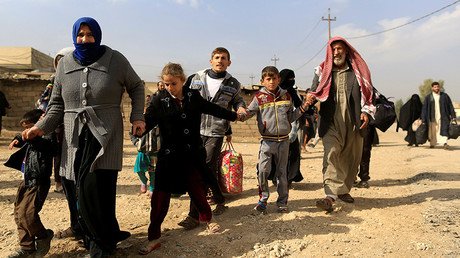 ISIS forces thousands of civilians to retreat with them from town near Mosul – UN