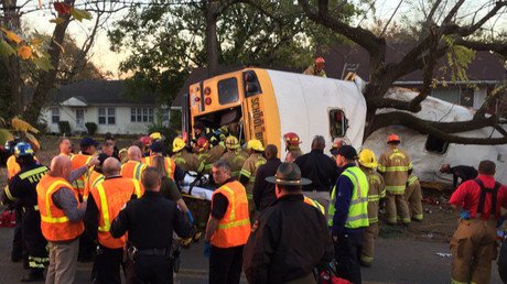 1 killed, several injured when bus with children plunges into 50-foot Alabama ravine