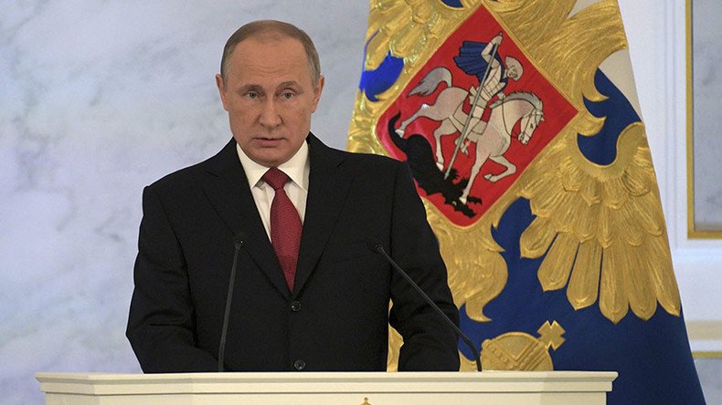 Putin praises people’s unity, but says there’s no way back to ideological monopoly