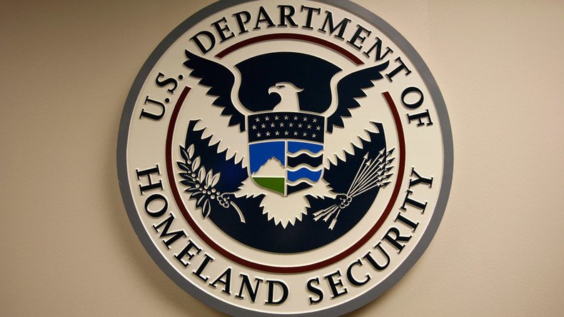 Despite scandals, DHS to continue using private detention facilities to house asylum seekers