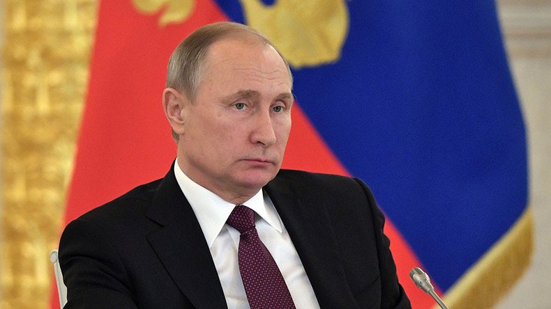 Putin: Moscow will never accept attitude of intl bodies towards deaths of Russian medics in Syria