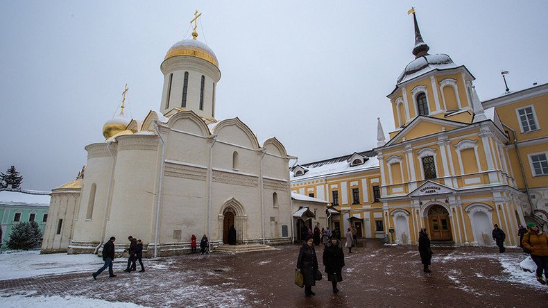 Moscow parents complain about ‘Orthodox Christian propaganda’ in school textbooks