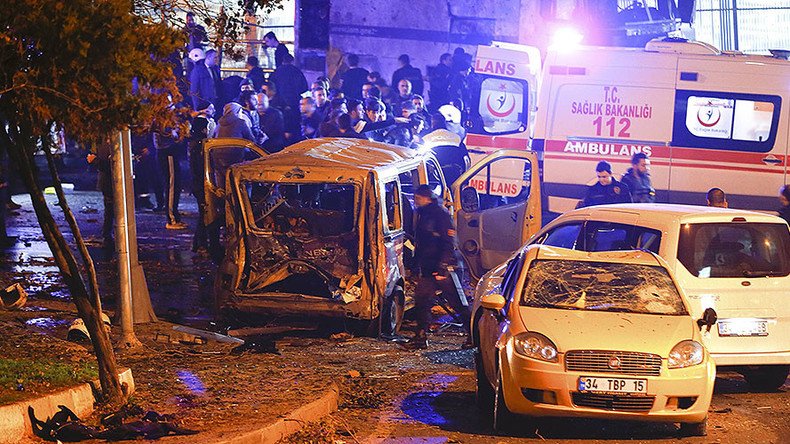 Twin Istanbul blasts kill 38, injure 155 near Besiktas stadium (VIDEOS, PHOTOS)