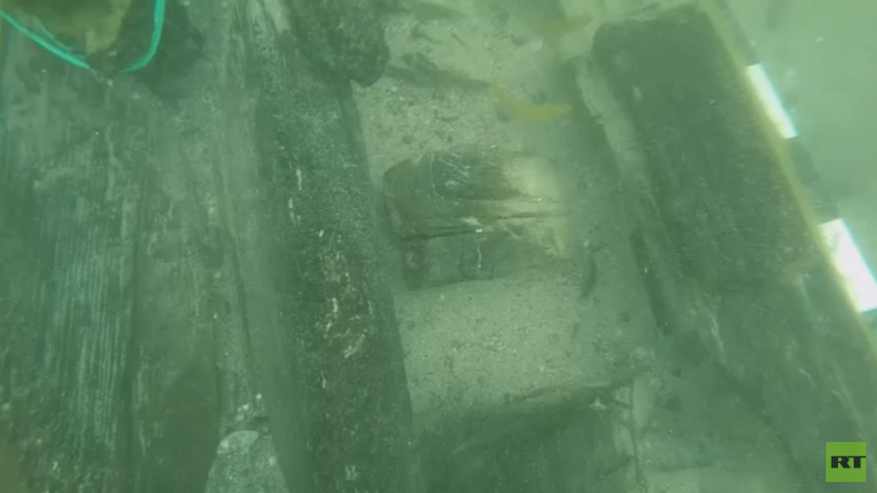 Crimea shipwreck could be fabled British battleship carrying military gold (VIDEO)