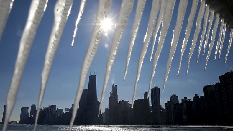 Chilly Chi-Town: Chicagoans bemoan cold weather, calling it Chiberia
