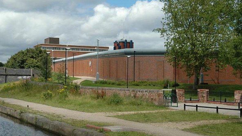 Winson Green: Riot spreads in privately-run Birmingham prison