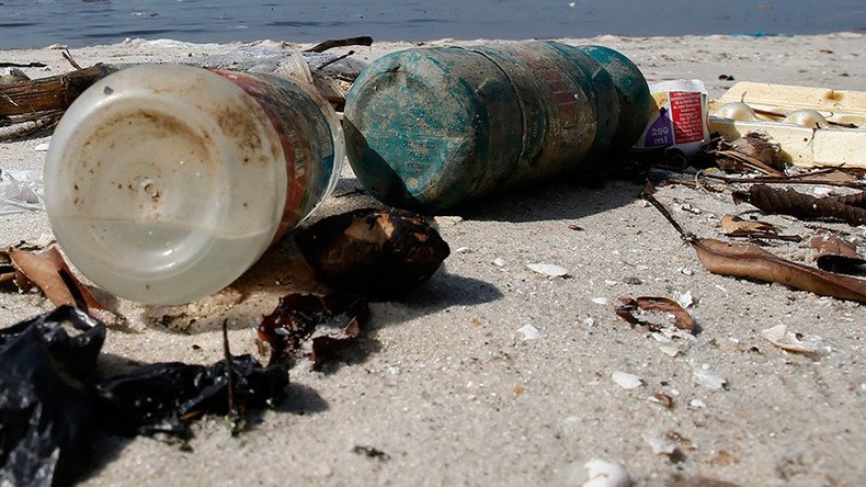 10,000 metric tons of plastic debris enter Great Lakes every year – study