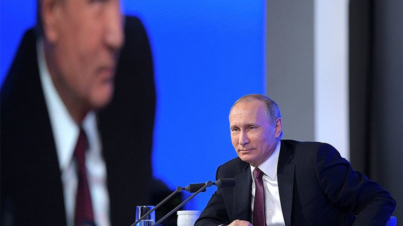 It's Putin the peacemaker at annual Moscow press conference