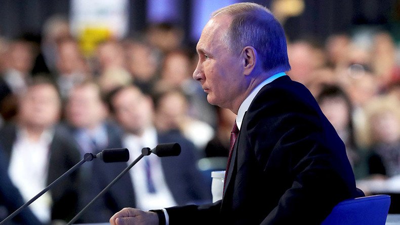 Annual Putin Q&A presser with over 1,400 reporters 'more modern than US shoebox version'  