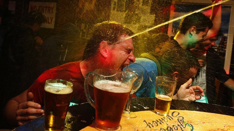 This is what happens to your brain when you drink alcohol (VIDEO)