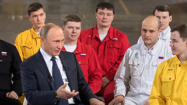 Putin’s approval rating hits 2016 high 