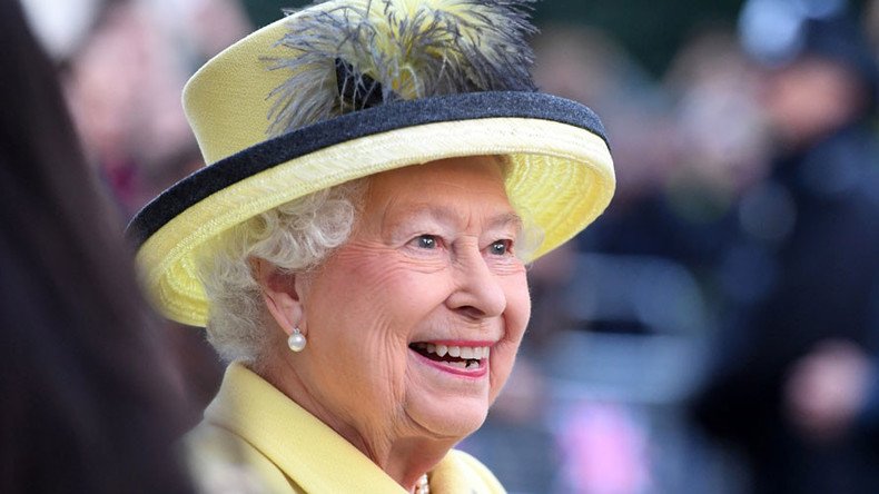 Buckingham Palace forced to confirm the Queen is not dead after Twitter hoax