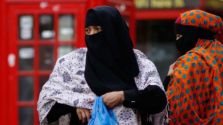 Muslim women in public roles shouldn’t be veiled, says integration expert in ‘divisive’ report