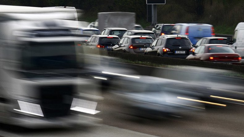 Living close to busy roads may cause dementia – study