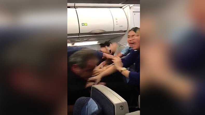 Fight breaks out on London-bound flight, forces emergency landing (VIDEO) 