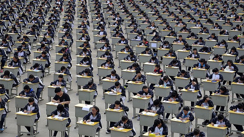Making the grade: Chinese school lets failing students borrow points from ‘mark bank’ 