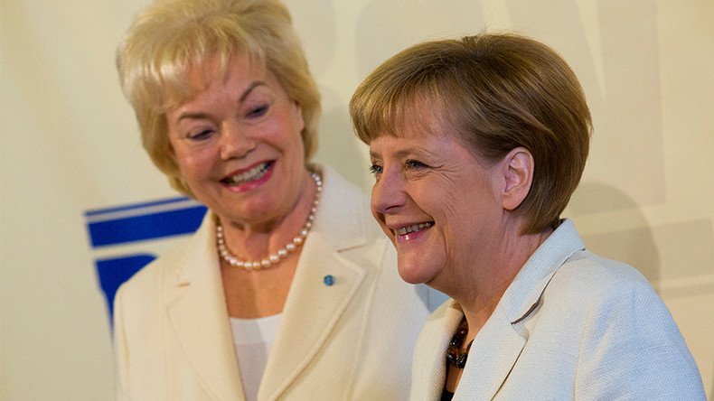 Merkel’s CDU human rights speaker quits party over ‘open door’ refugee policy