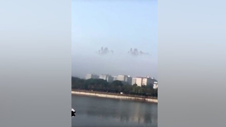 Floating city? Mysterious skyscrapers in the clouds confuse locals (VIDEO)
