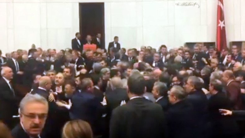 Mass brawl erupts in Turkish parliament after MP protest (VIDEO)