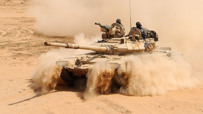 India to deploy hundreds of main battle tanks along border with Pakistan
