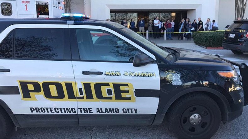 One dead, several injured in US shopping mall shooting – police