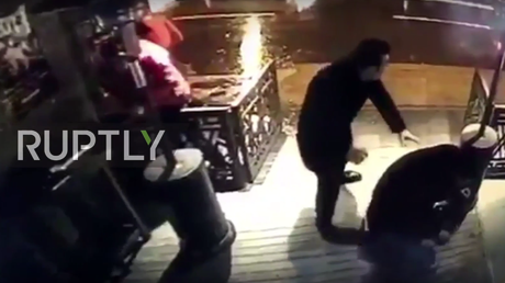 Istanbul nightclub gunman shooting at people caught on CCTV (GRAPHIC VIDEO)