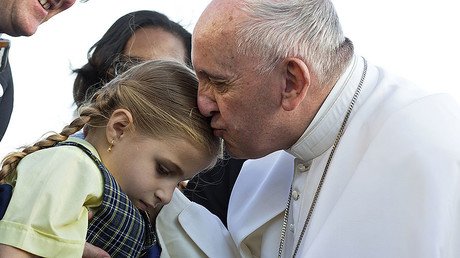 Pope Francis proclaims ‘zero tolerance’ to child molesters