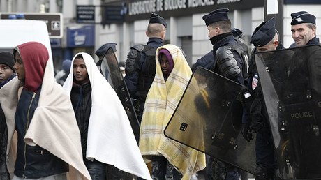 Police stealing migrants’ blankets in below-freezing Paris – MSF