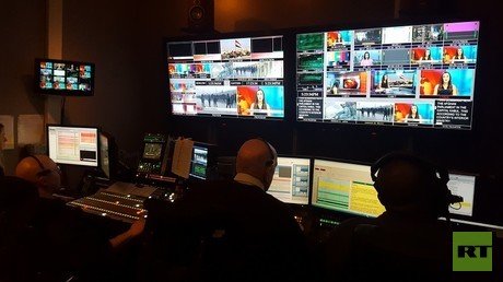 ‘I think there’s an RT channel here’: Clapper & senators use fuzzy math on RT’s reach