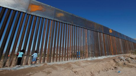 Trump to order Mexican border wall, ban refugees from 7 Muslim countries