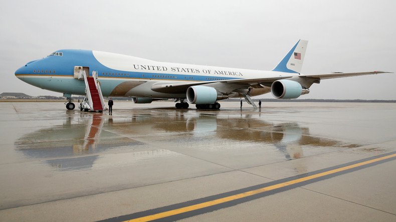 Scare Force One: Plane flew so close to US presidential jet that ‘pilots could see each other’