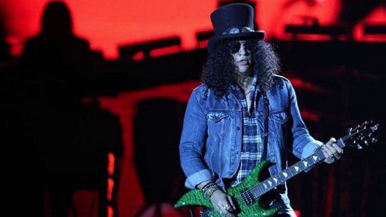  No ‘Paradise City’: Guns N’ Roses booed for confusing Melbourne with rival Sydney (VIDEO)