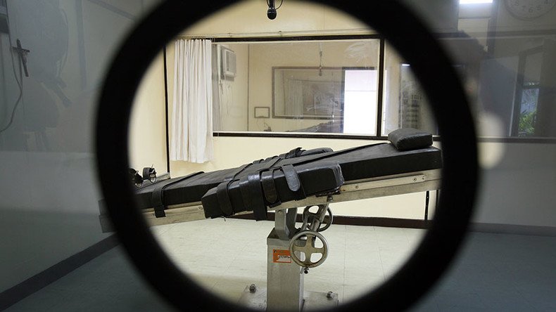 Arizona lets death row inmates bring their own lethal injection drugs to executions