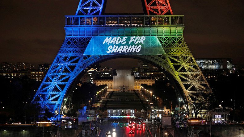 English slogan for Paris Olympic bid enrages French language groups