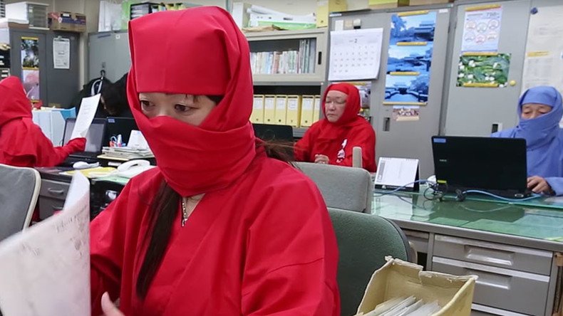 Japanese go to work dressed as ninjas – bet you never saw that coming (VIDEO) 