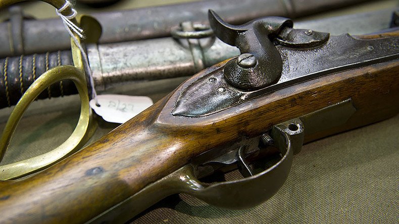 Antiques dealer sold gangsters pre-war handguns & homemade bullets, court hears