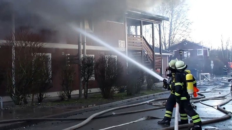 2 refugee centers in Germany go up in flames, 1 suspected arson (VIDEO)