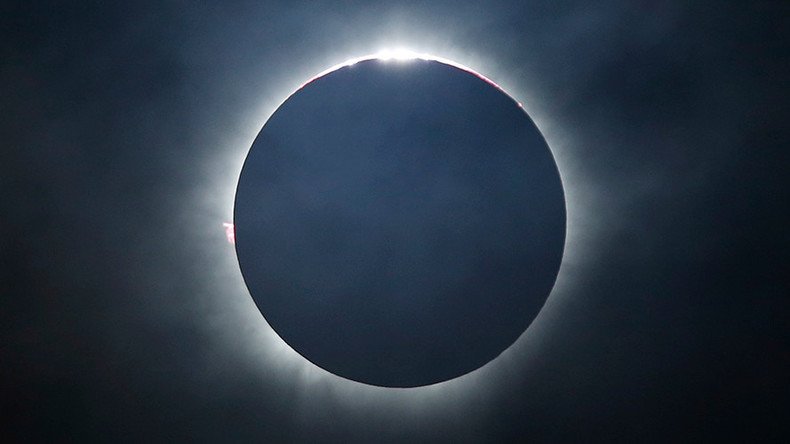  ‘Ring of fire’ eclipse treats southern hemisphere stargazers 