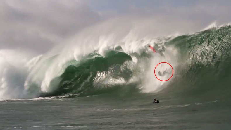 ‘I feel like I’ve been hit by a bus’: 25ft wave slams into pro surfer (VIDEO)