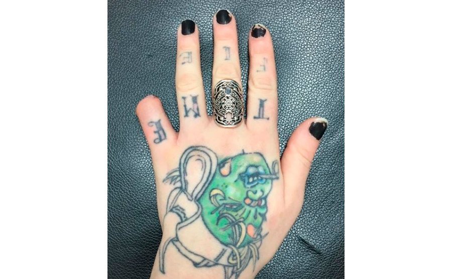 Pin von Trenton Hampton auf Tattoos  Minimalistisches tattoo Tattoo  ideen Minimalistisch