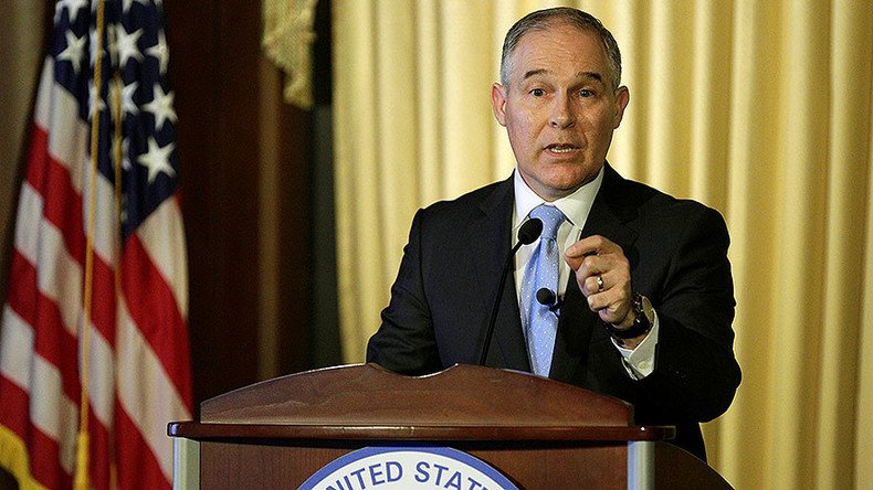 EPA allows thousands of fossil fuel companies to withhold data on greenhouse gasses