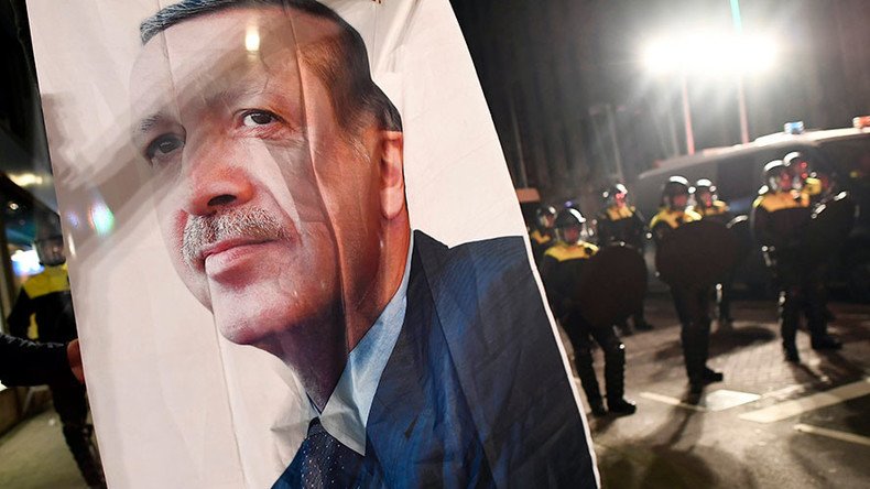 Erdogan calls Merkel a ‘terrorist supporter,’ says Turkey will go to ECHR over Netherlands rally row