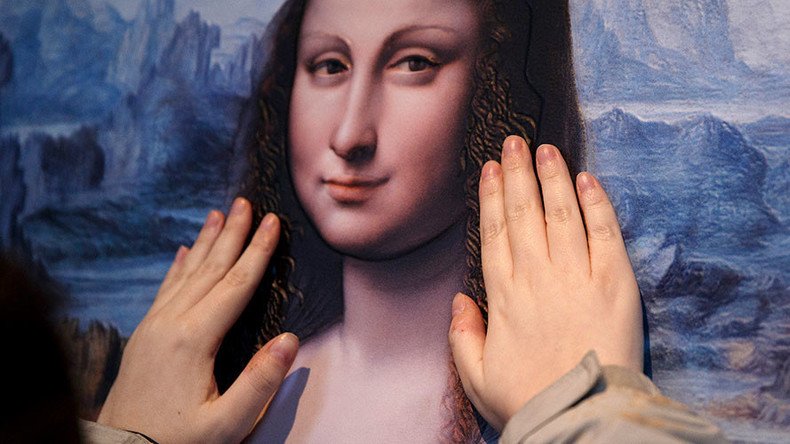 Why so serious? Mona Lisa is smiling says science