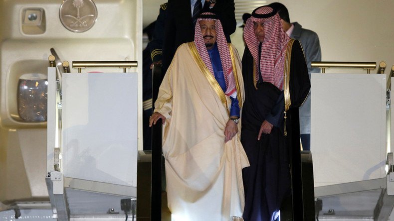 2 golden escalators, 10 aircraft, 500 limos & 1200 luxury rooms: Saudi king’s lavish trip to Japan