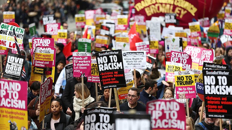 ‘No to racism’: Around 30K take part in London march against discrimination (VIDEO)