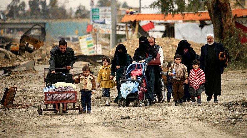 Mosul civilians between 'a rock and a hard place' - ISIS & US-led coalition strikes