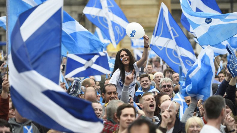 Scottish parliament expected to back 2nd independence referendum