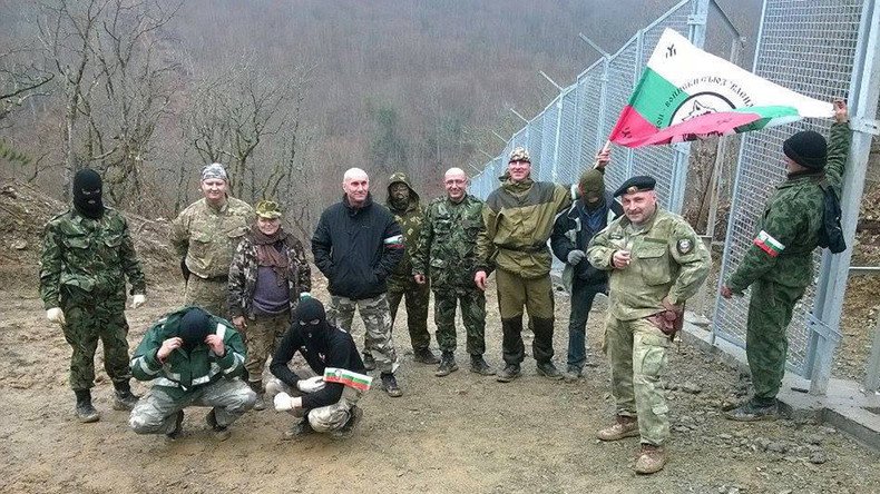 Bulgarian activists erect border fence to deter Turkish ‘election provocations’