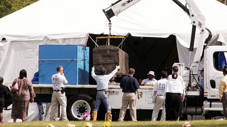 Family of Emmett Till seeks justice in meeting with attorney general 