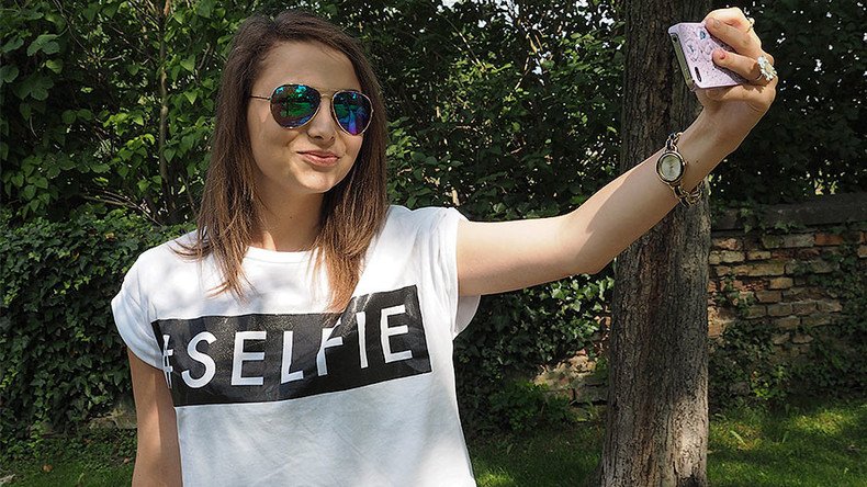 Are selfies art? New Saatchi exhibition says they are